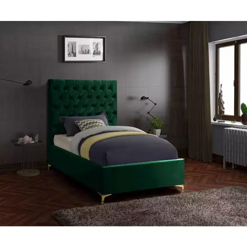 Meridian Furniture,Cruz Velvet Bed