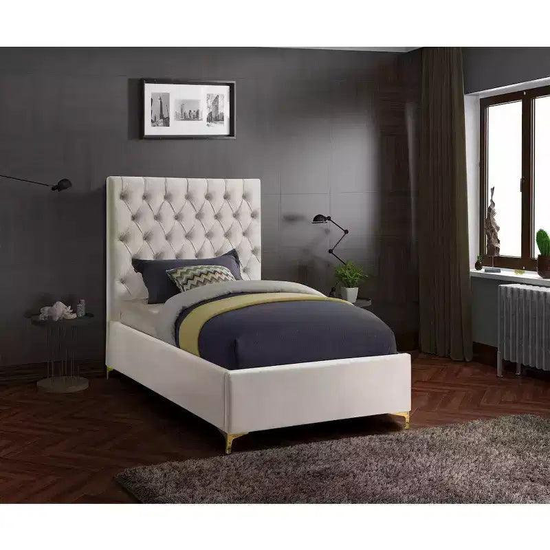 Meridian Furniture,Cruz Velvet Bed
